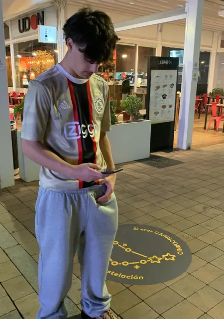 Я Alex, 18, знакомлюсь для вирта в Париже