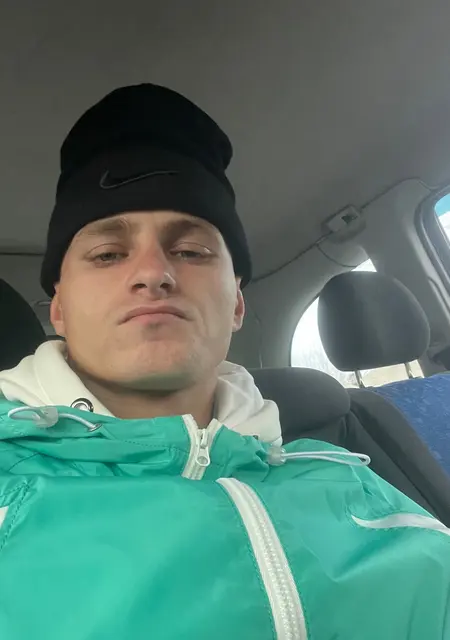 Я Александр, 22, знакомлюсь без обязательств в Лондоне