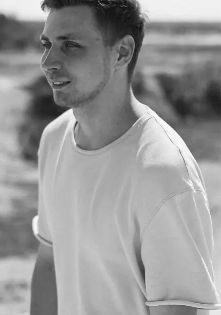 Я Алексей, 27, знакомлюсь на одну ночь в Накхонпатхом