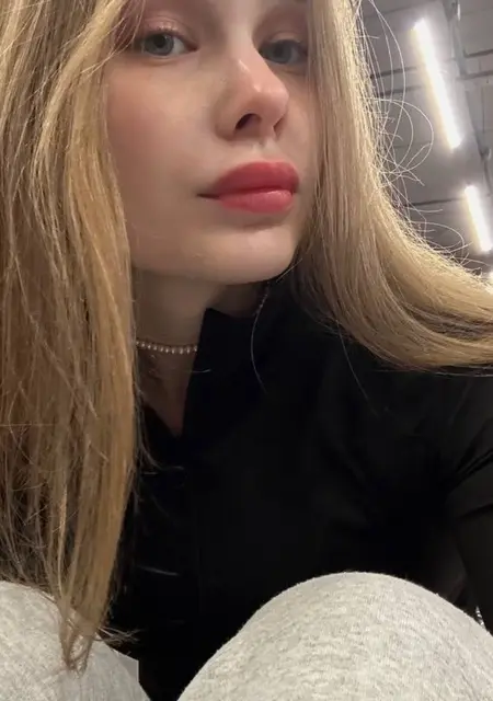 Екатерина из Нью-дели, мне 20, познакомлюсь на одну ночь