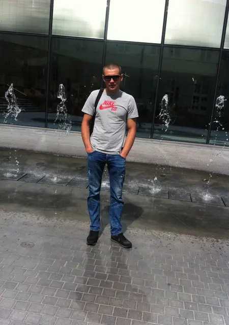 Тарас з Івано-Франківська, шукаю на сайті постійні стосунки