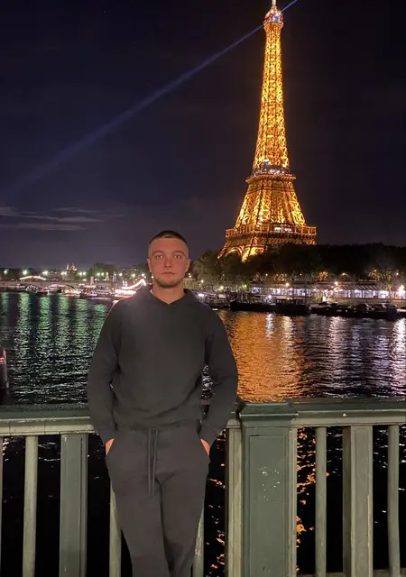 Я Stasean, 20, из Парижа, ищу знакомства на одну ночь