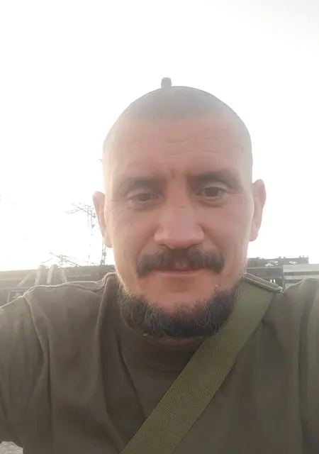 Я Максим, 43 років з Донецька, шукаю знайомство для спілкування