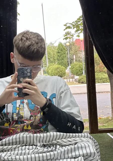 Я Kirill, 20, знакомлюсь для вирта в Варшаве