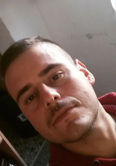 Joao из Афин, мне 30, познакомлюсь для приятного времяпровождения