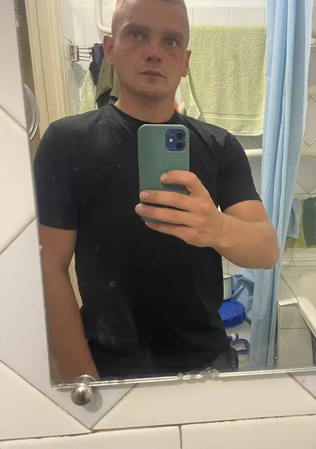Я Dmutro, 21 років з Kovel, шукаю знайомство для постійні стосунки