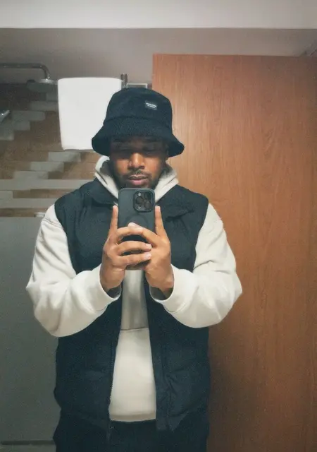 Ray из Роннебю, ищу на сайте знакомства на одну ночь