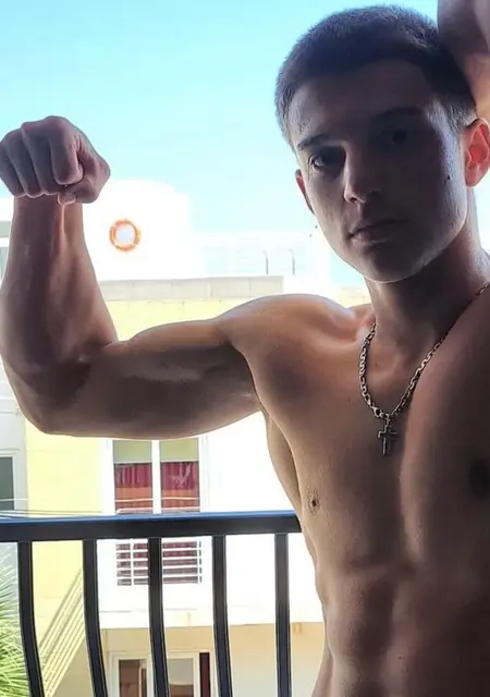 Сергей из Кротошин, ищу на сайте постоянные отношения