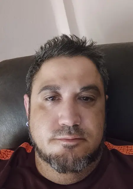 Soy Alfredo, 44 años, conociéndome para lío de una noche en Valencia