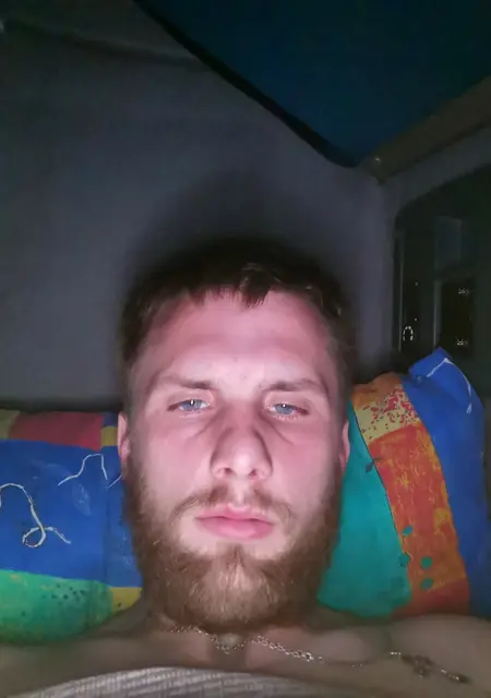 Андрей из Лодзя, мне 28, познакомлюсь без обязательств