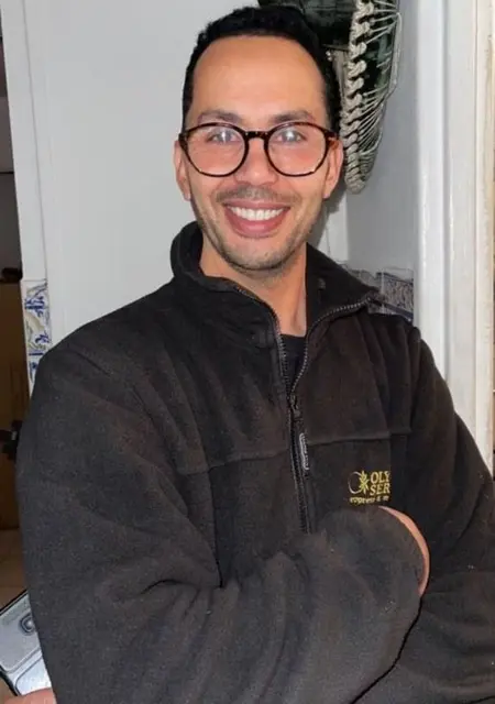 Я Hadjou, 41, знакомлюсь в Париже