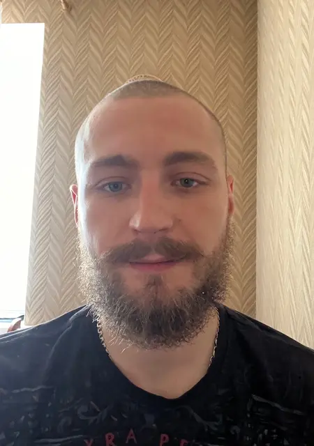 Александр из Краматорска, ищу на сайте знакомства на одну ночь