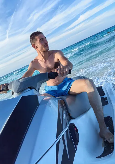 Я Ahmed, 40, знакомлюсь на одну ночь в Гиза