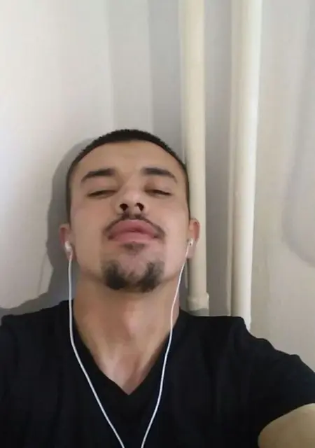 Я Andrei, 42, из Праги, ищу знакомство