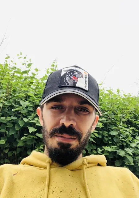 Victor de Oviedo, tengo 33 años, listo para conocer para chatear