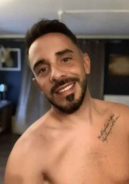 Neo из Парижа, мне 36, познакомлюсь