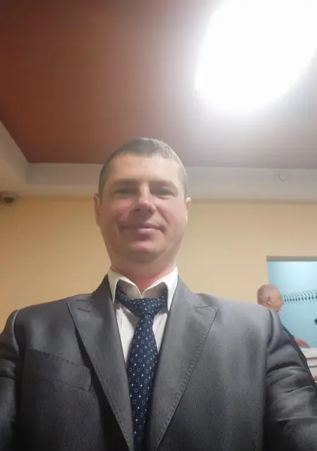 Я Саша, 45, знакомлюсь на одну ночь в Гомеле