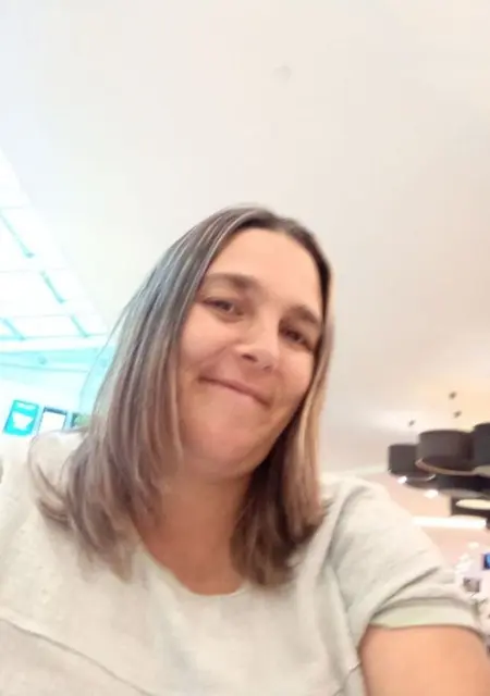 Sandrina Alexandra из Лиссабона, мне 38, познакомлюсь