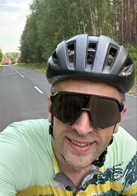 Максим из Амстердама, ищу на сайте знакомства без обязательств