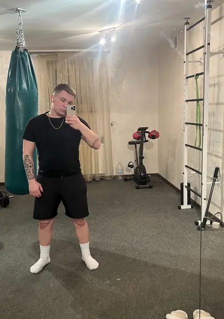 Я Serghei, 21, знакомлюсь без обязательств в Днепре
