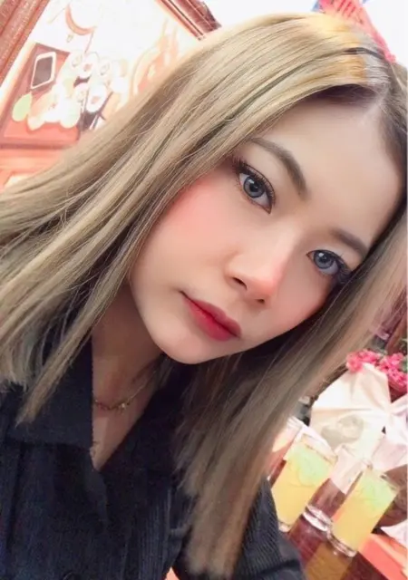 Я Kaori, 29, знакомлюсь для постоянных отношений в Берлине