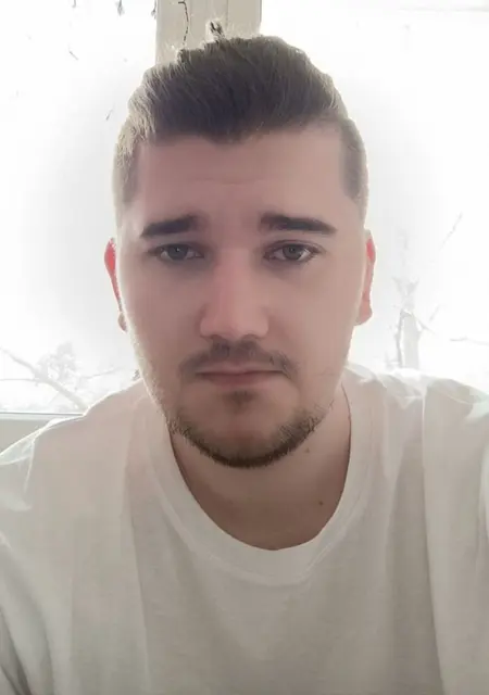 Edward из Варшавы, мне 26, познакомлюсь