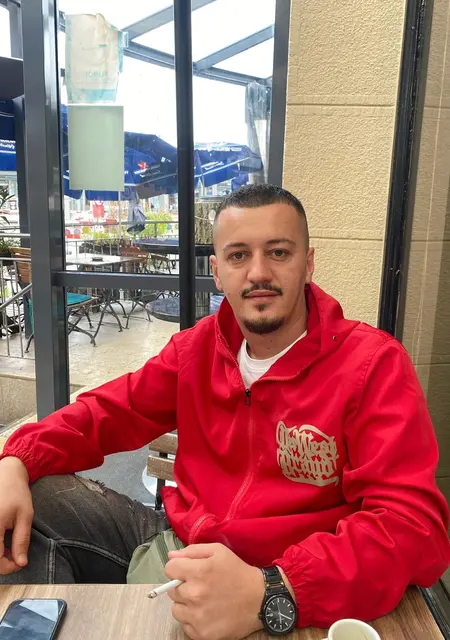 Я Gent, 35, знакомлюсь для общения в Лозанне