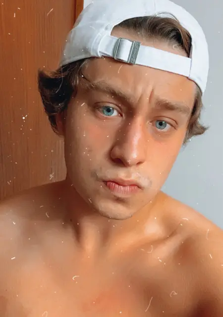 Я Luciano, 23, из Сантьяго, ищу знакомство для совместных путешествий