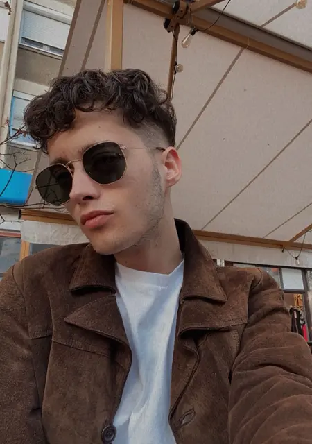 Я Paul, 22, знакомлюсь без обязательств в Borsa