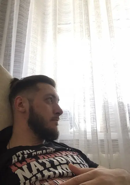 Я Денис, 32, знакомлюсь без обязательств в Кульсарах