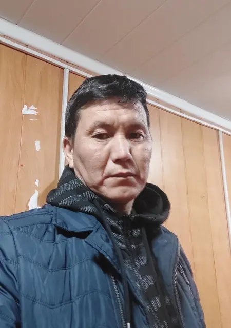 Я Бахытбек, 46, из Астаны, ищу знакомства без обязательств