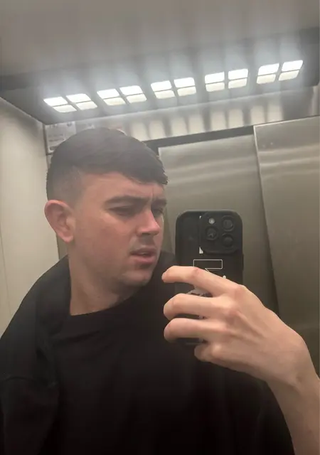 Jonathan de Palma de Mallorca, busco en el sitio lío de una noche