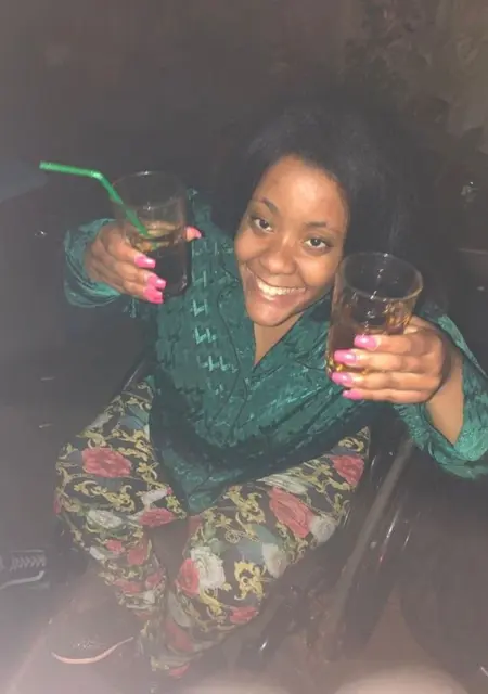 Я Amanda, 27, знакомлюсь в Лондоне