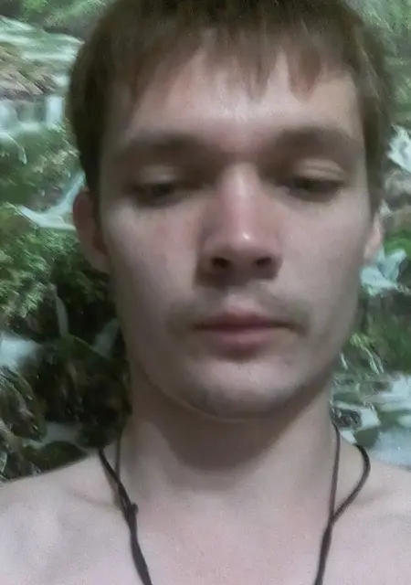 Влад из Темиртау, ищу на сайте вирта