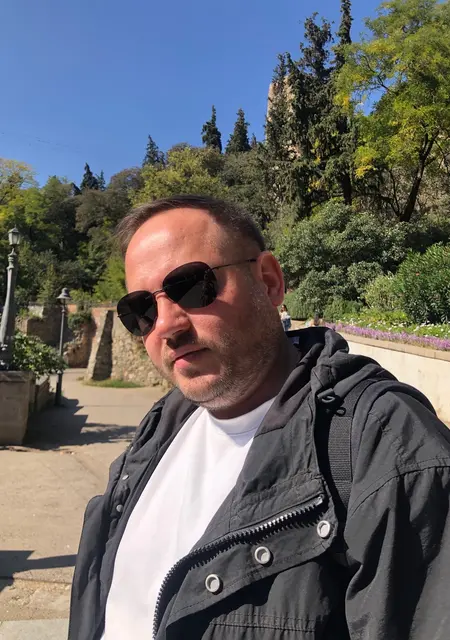 Я Andrei, 41, из Батуми, ищу знакомства на одну ночь