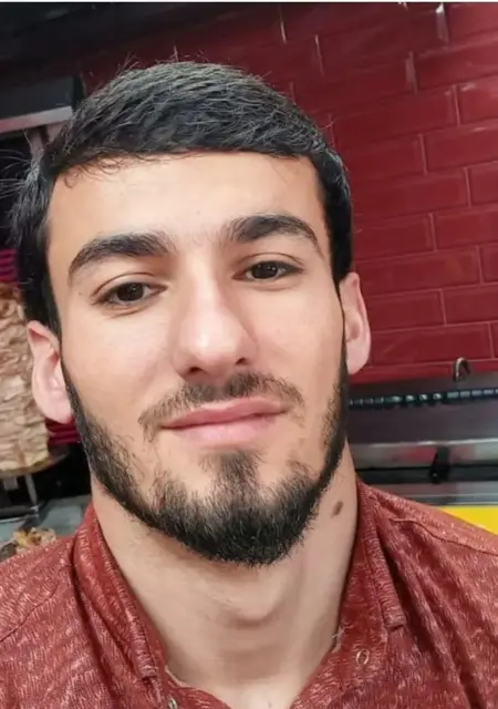 Я Мага, 28, знакомлюсь на одну ночь в Караганде