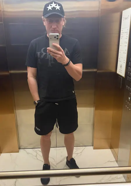 Kirill из Берлина, ищу на сайте знакомства на одну ночь