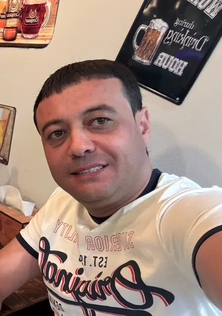 Я Anar, 42, из Брюсселя, ищу знакомство для совместных путешествий