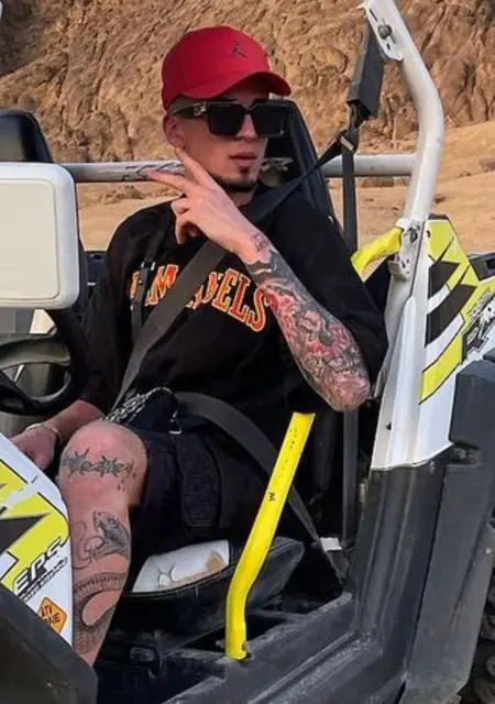 Natik из Киева, мне 25, познакомлюсь без обязательств