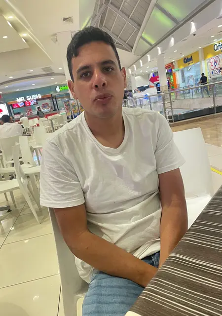 Emigdio из Трухильо, мне 30, познакомлюсь на одну ночь