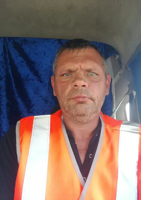 Я Анатолий, 45, из Астаны, ищу знакомства без обязательств