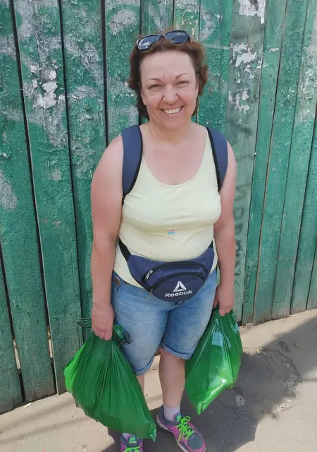 Я Лена, 44 років з Чернівці, шукаю знайомство для постійні стосунки