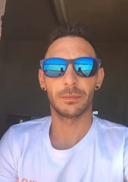 Soy Daniel, 39 años de Murcia, busco conocer gente para lío de una noche