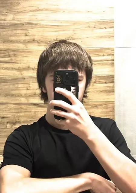 Віктор из Ярослав, мне 18, познакомлюсь для приятного времяпровождения