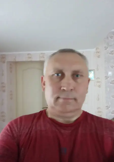 Юрий из Сум, мне 61, познакомлюсь для приятного времяпровождения