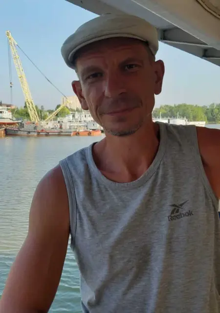 Сергей из Павлодара, ищу на сайте знакомства на одну ночь