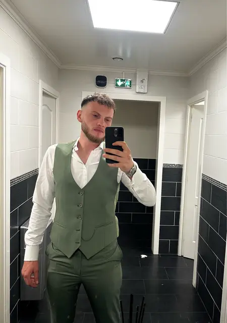 Я Mykhailo, 24, знакомлюсь на одну ночь в Брюсселе