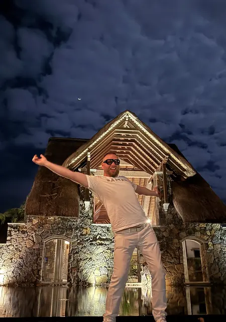 Я Andrei, 44, из Райпур, ищу знакомство для постоянных отношений