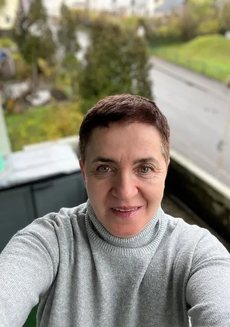 Я Mariagrazia, 60, знакомлюсь для совместных путешествий в Бад-Зекинген