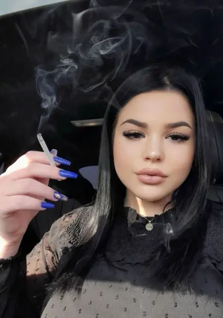 Я Denisa, 19, из Бухареста, ищу знакомство